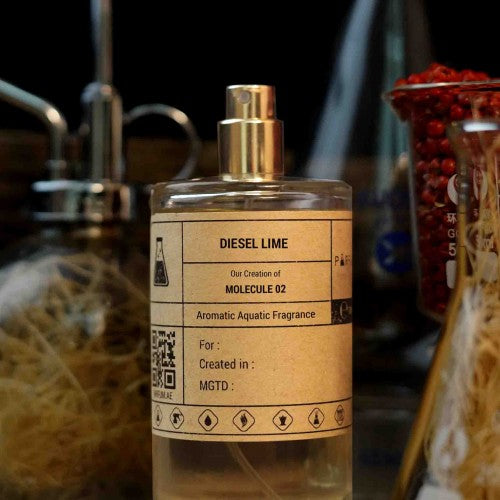 Escentric Molecules' Molecule 02 Atomizer 10ml
