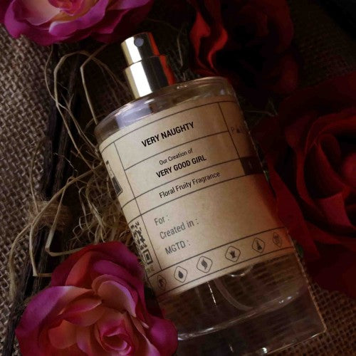 مستوحى من عطر كارولينا هيريرافيري جود جيرل